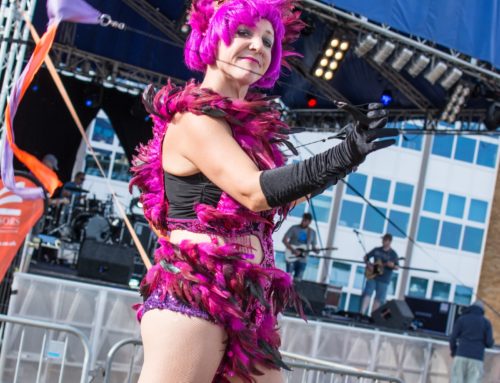 Downpours didn’t dampen the spirits of Sax Music Festival